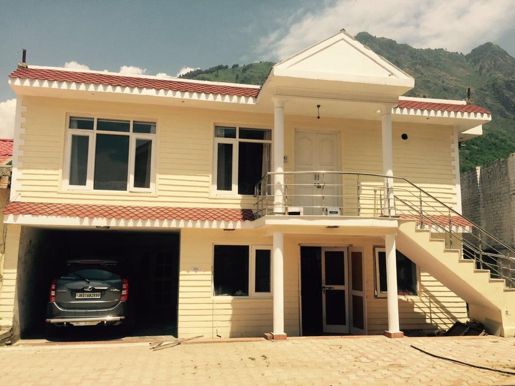 Shalimar Heights Hotel Srīnagar Exterior foto